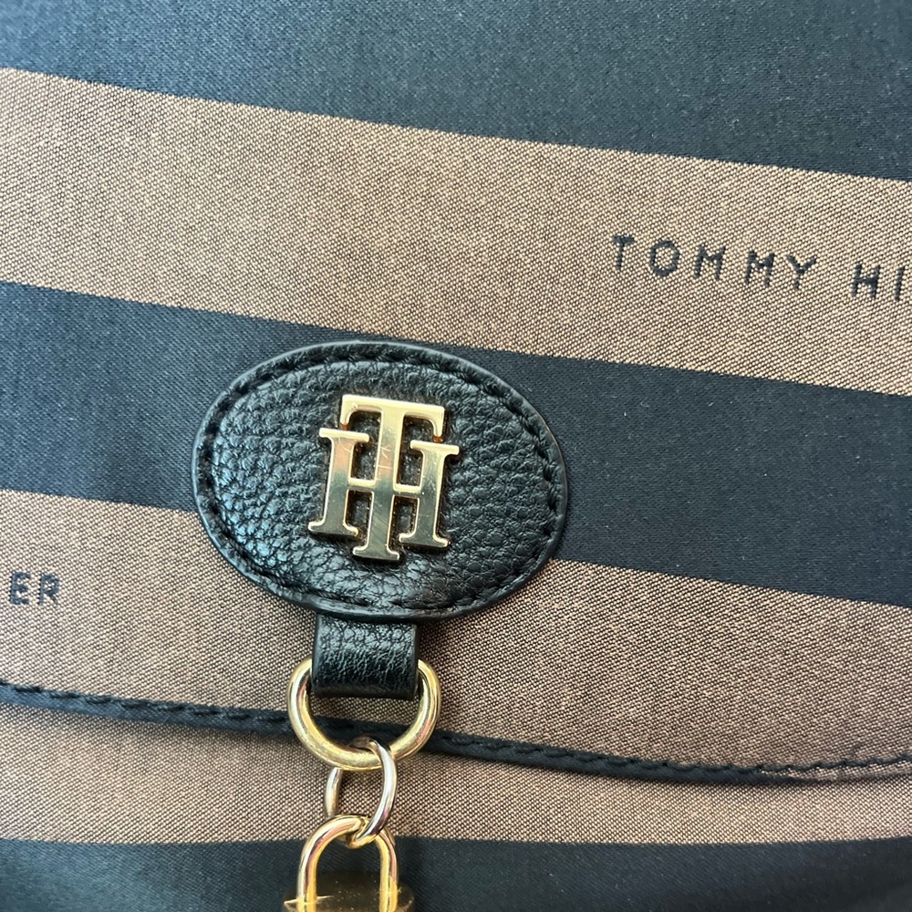 Tommy Hilfiger backpack - Picture 2 of 2